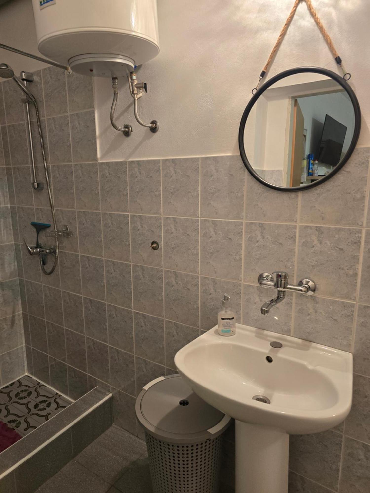 Apartments Mladenka Senj  Ngoại thất bức ảnh